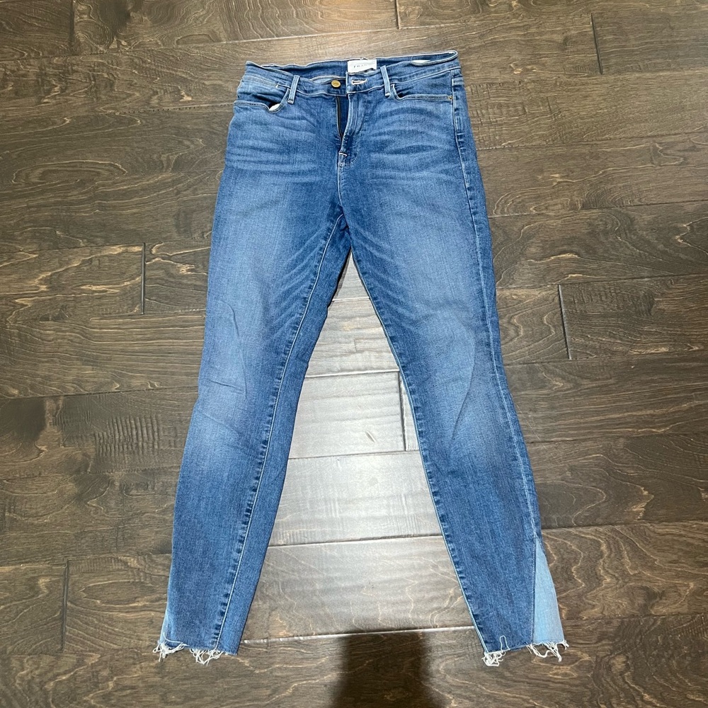 Frame Denim Blue Skinny Jeans with Frayed Hem